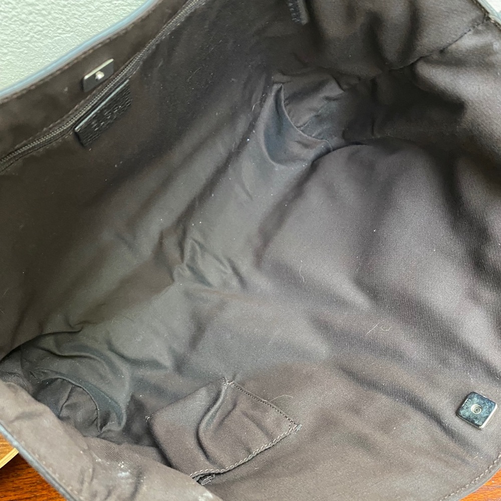 Gucci Dark Brown Abbey Tote - Picture 9 of 15